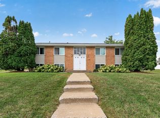 2733 Virginia Ave N, New Hope, MN 55427