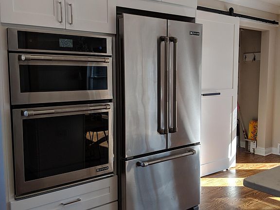 3rd image of 2737 Asbury Ave
