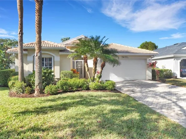 7477 Lourdes Ct, Naples, FL 34104