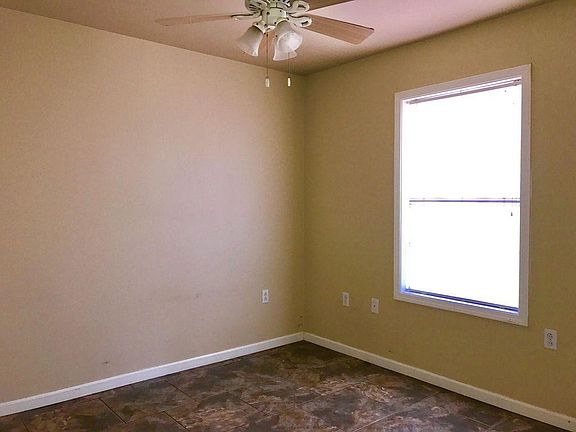 5th image of 122 Westside Blvd APT E