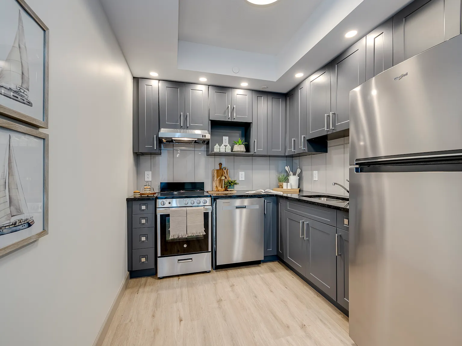 20 University Ave — Photo 1