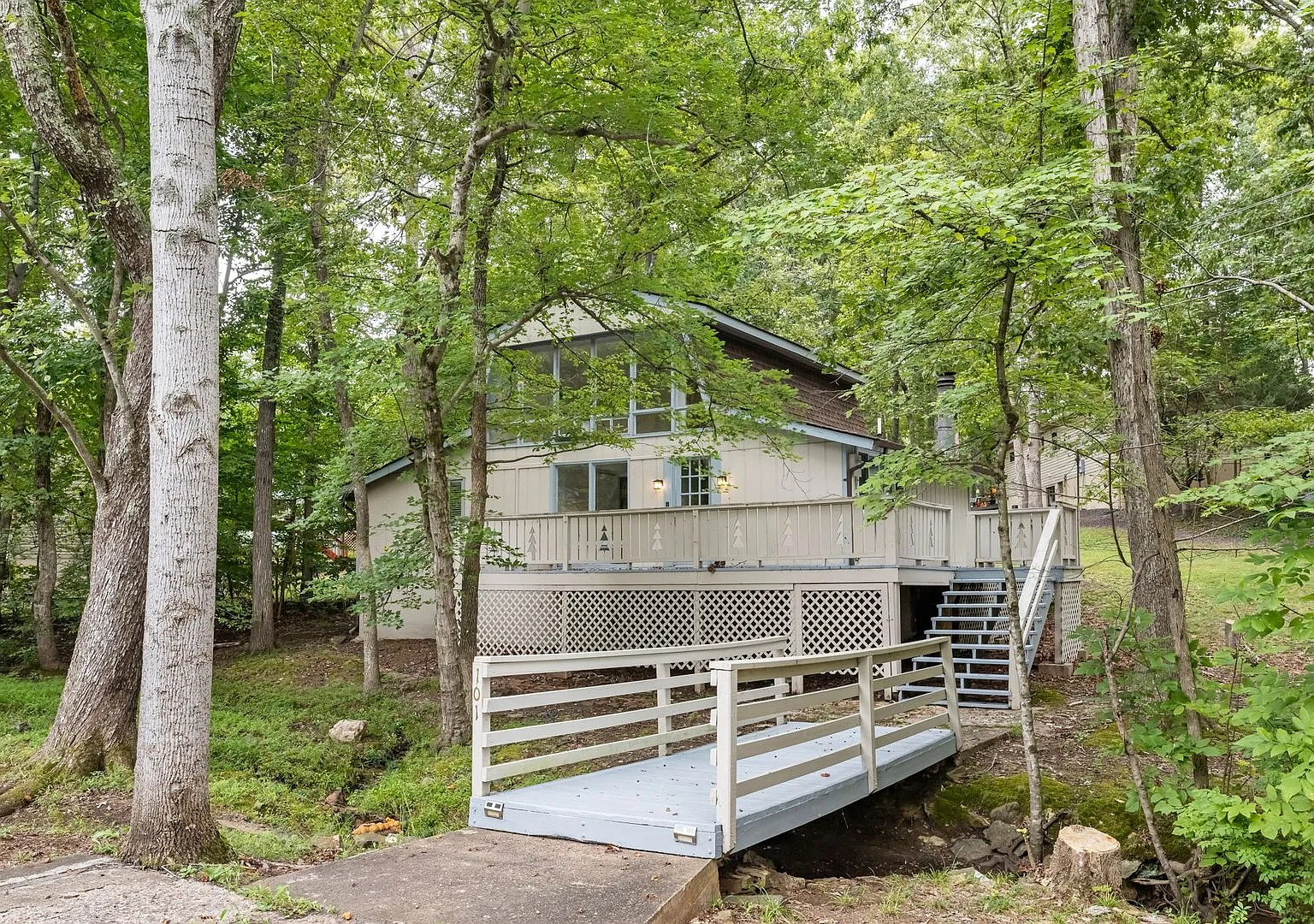 Available Now! Lake Of The Woods — Photo 2