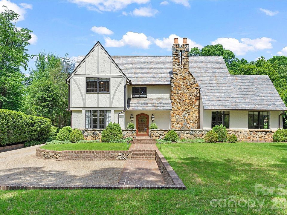1st image of 2235 Radcliffe Ave