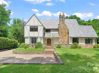 2235 Radcliffe Ave, Charlotte, NC 28207