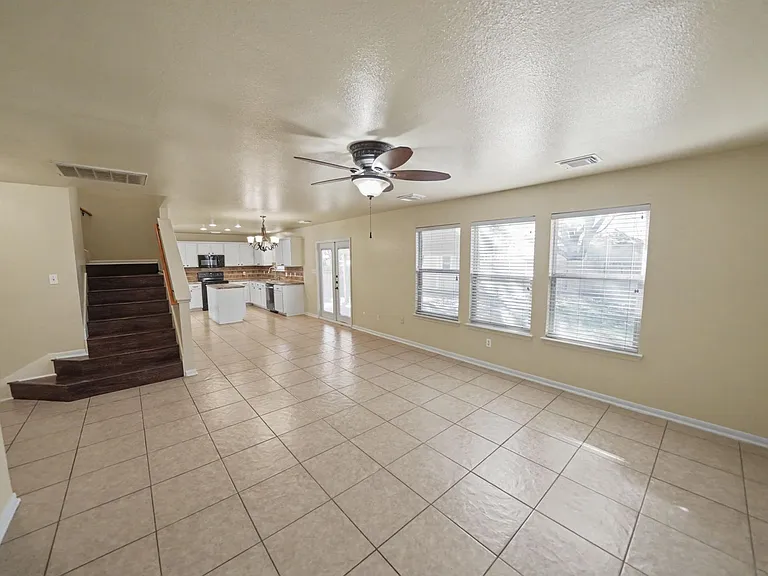 194 Laceleaf Ln — Photo 16