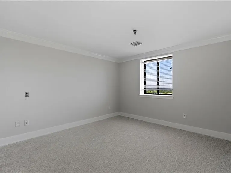 300 Johnson Ferry Rd #B915 — Photo 17