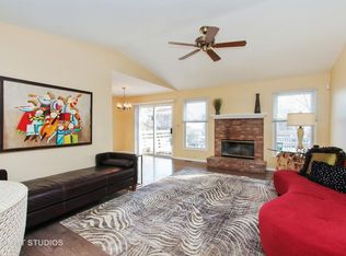 20563 N Florence Ave, Prairie View, IL 60069