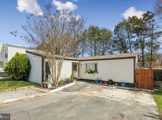 7113 Itte Ln, Springfield, VA 22150