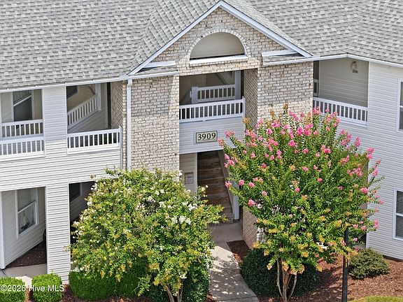 2nd image of 3909 Botsford Court Unit 103