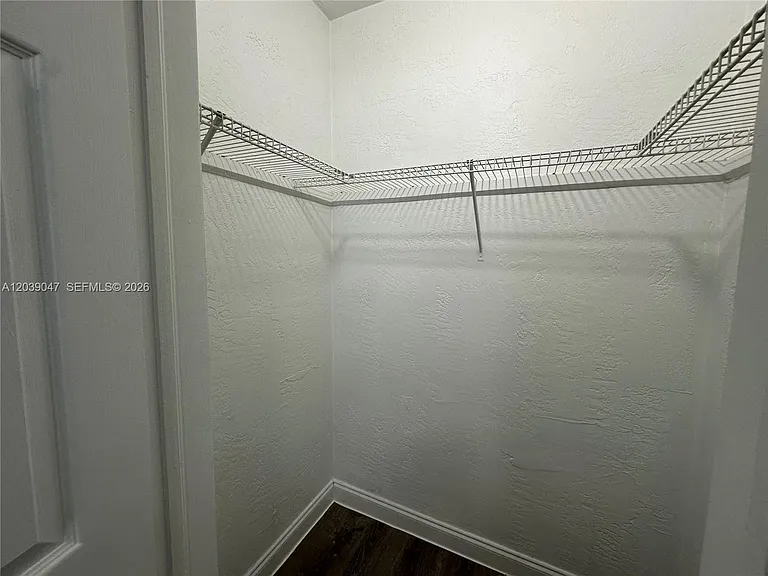 1737 Liberty St #10 — Photo 21