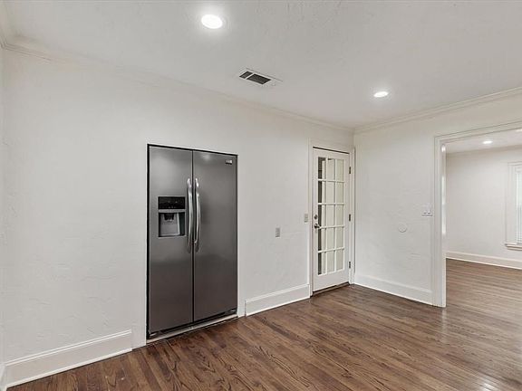 3rd image of 6137 Sundown Dr