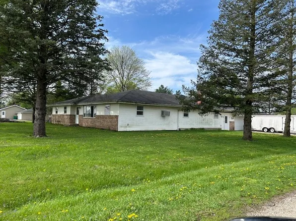 32410 S Butcher Ln, Wilmington, IL 60481