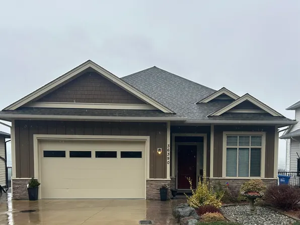36390 Epworth Ct, Abbotsford, BC V3G 0B2
