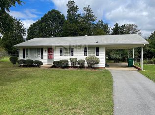 803 Graylyn Dr, High Point, NC 27263