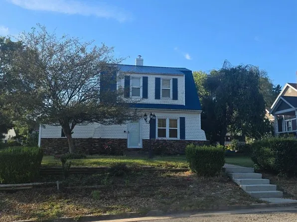 625 W Broadway St, Higginsville, MO 64037