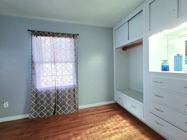 3512 N Holman Ct — Photo 26
