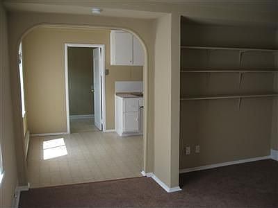 3rd image of 1203 Elizabeth Ave