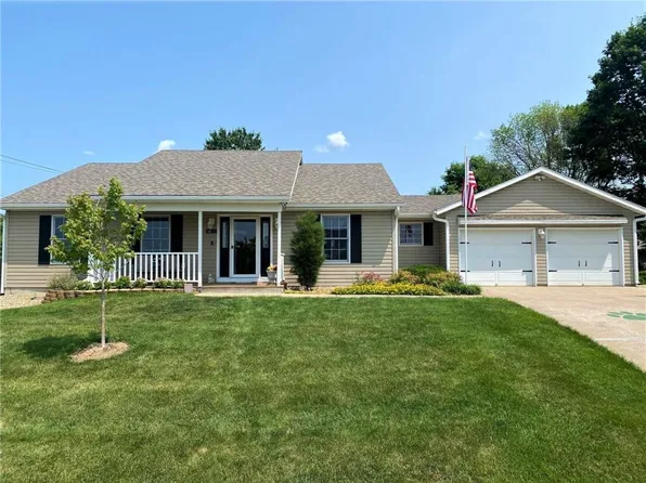 1081 S Dunn St, Maryville, MO 64468