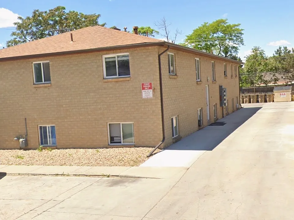 153 S 18th Ave #6
