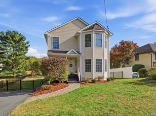 28 Hewitt Street, Garnerville, NY 10923