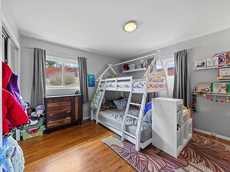 70 Leanna St — Photo 20