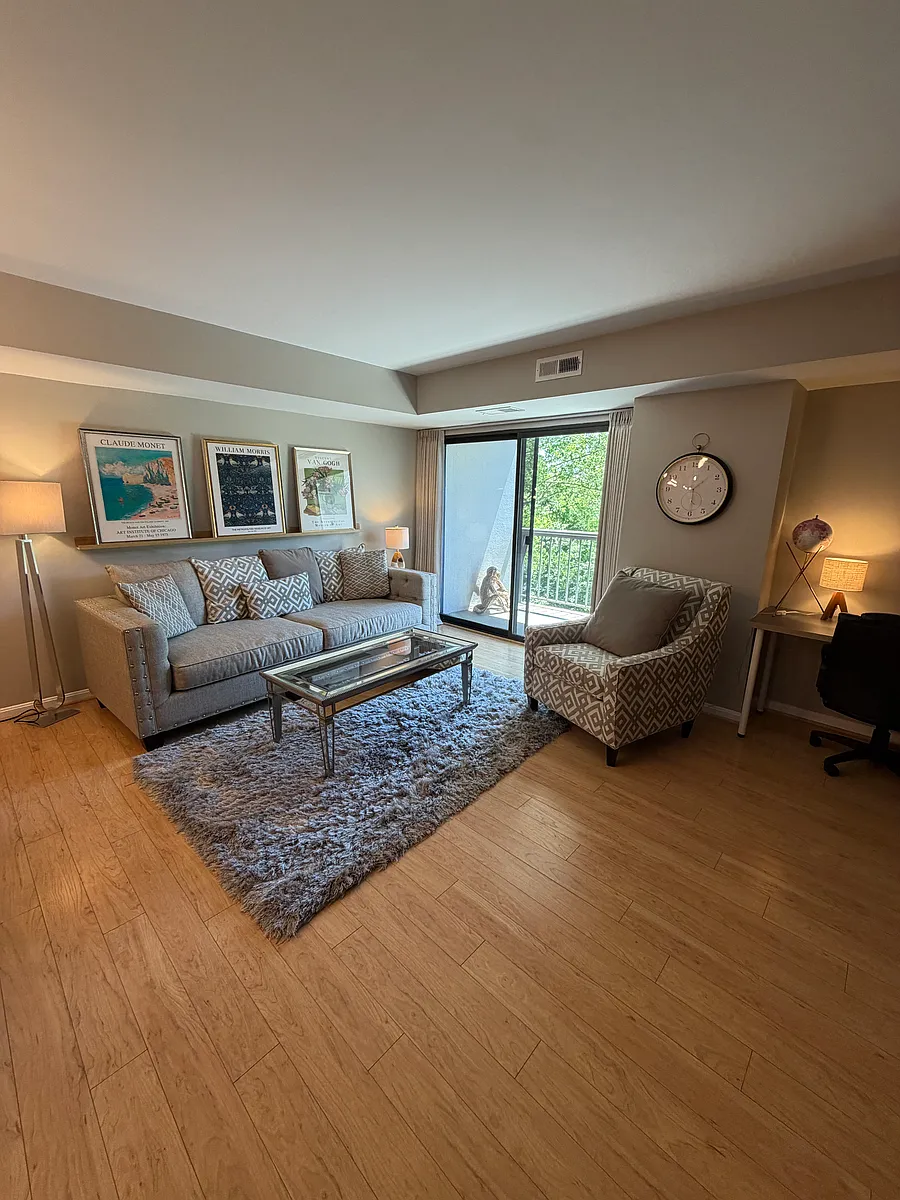 Building Photo - 3800 Powell Ln #629