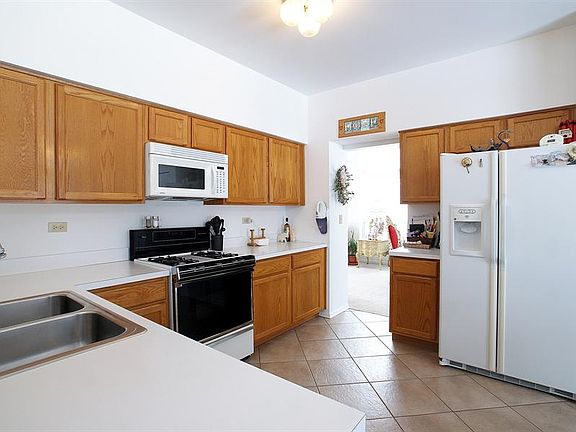 5th image of 1555 Vineyard Dr