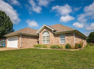 4018 Andy Dr, Sellersburg, IN 47172