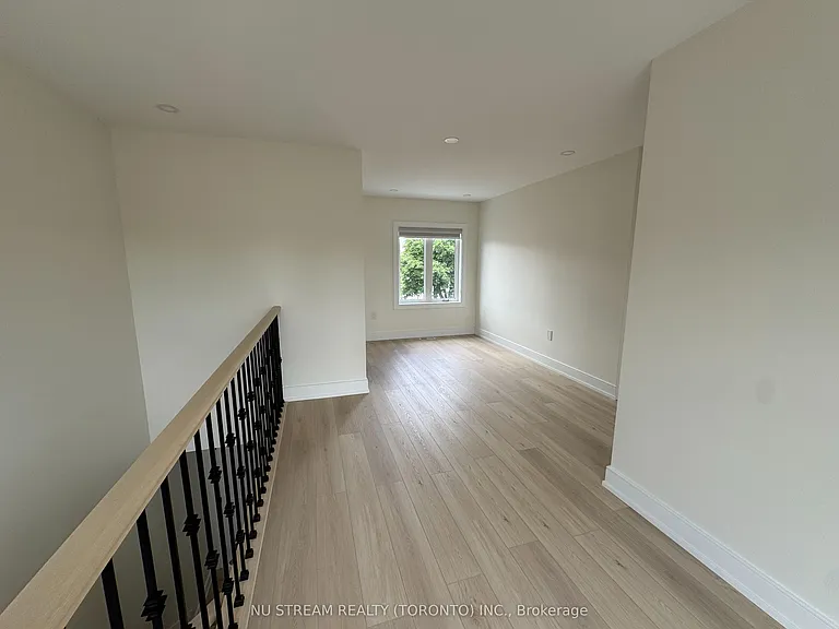 42 Bartley Dr #4 — Photo 8