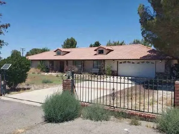 19200 Haida Rd, Apple Valley, CA 92307