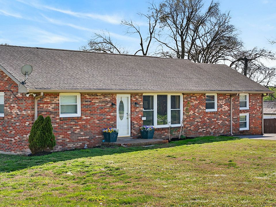 1st image of 501 Green Ln