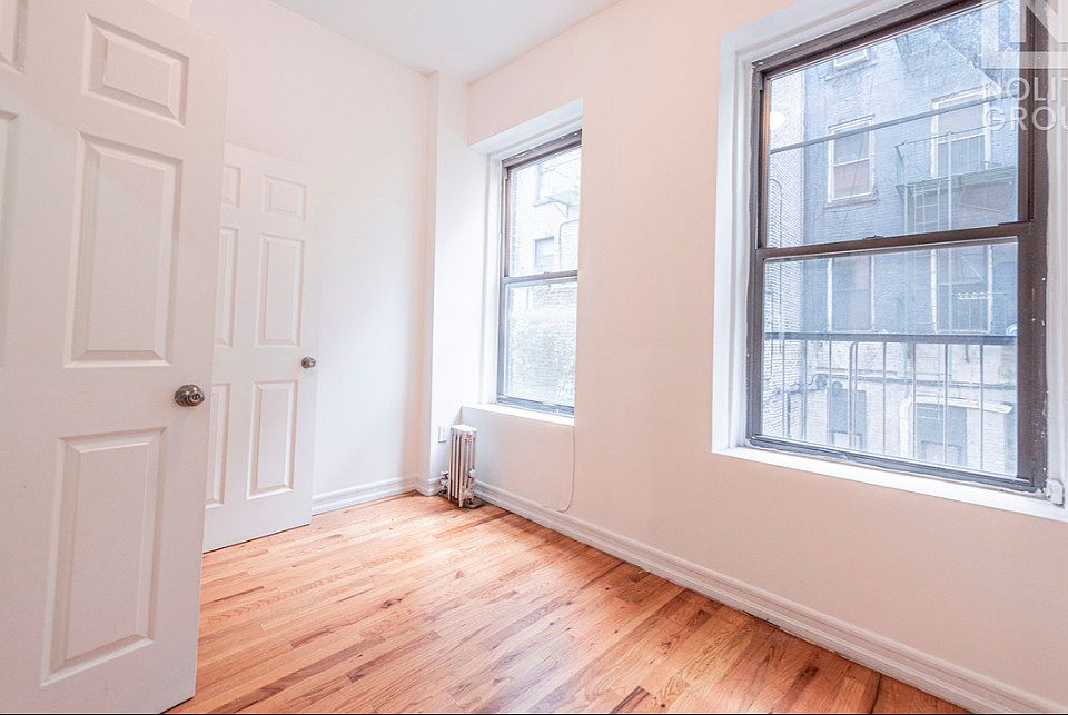 2nd image of 139 Eldridge St #4R