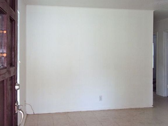 2nd image of 106 Galway St