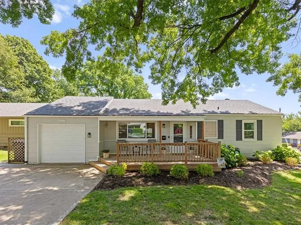 6231 Glenwood St, Mission, KS 66202
