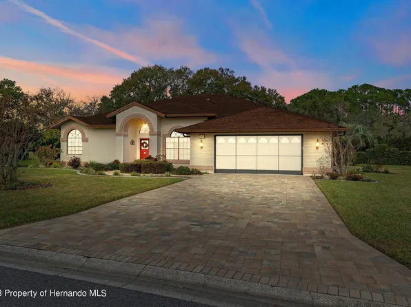 9295 Fox Hollow Ln, Weeki Wachee, FL 34613