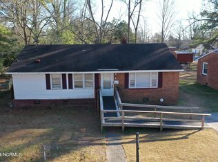 218 E Webster St, Whiteville, NC 28472