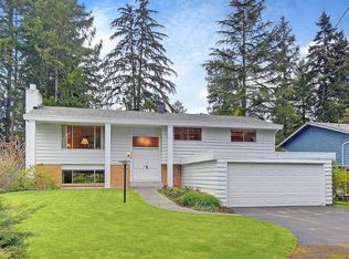 12037 8th Ave NE, Seattle, WA 98125