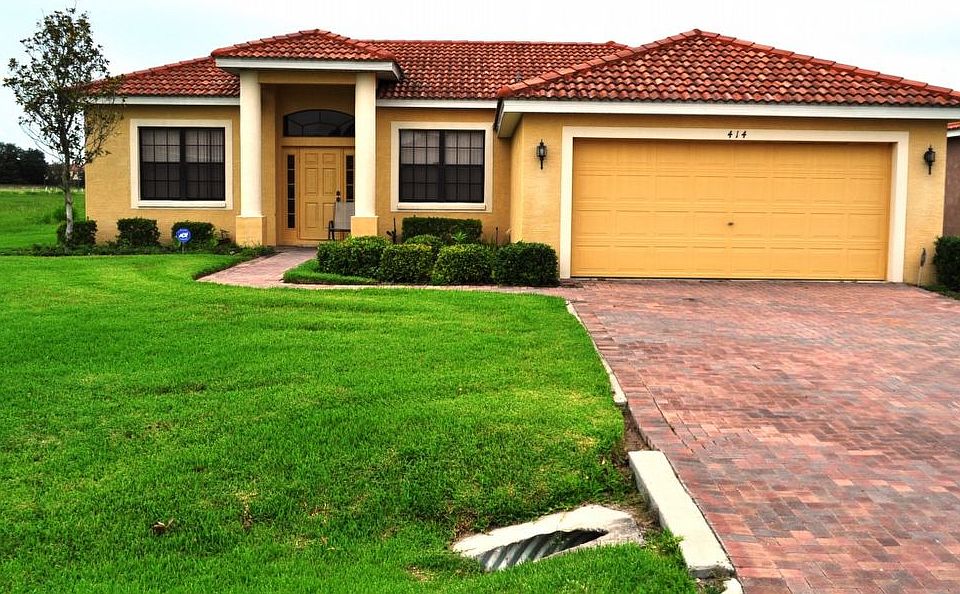 1st image of 414 Cinnamon Dr