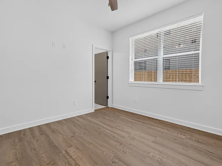 3312 S University Dr #12 — Photo 10