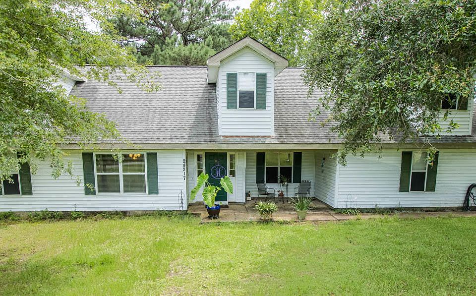 1st image of 24217 Ashleigh Dr