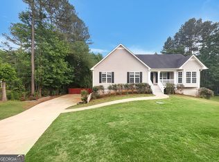 79 Lighthouse Dr, Dallas, GA 30132