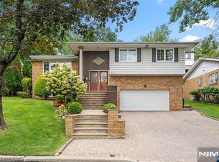 55 Birch Street, Englewood Cliffs, NJ 07632