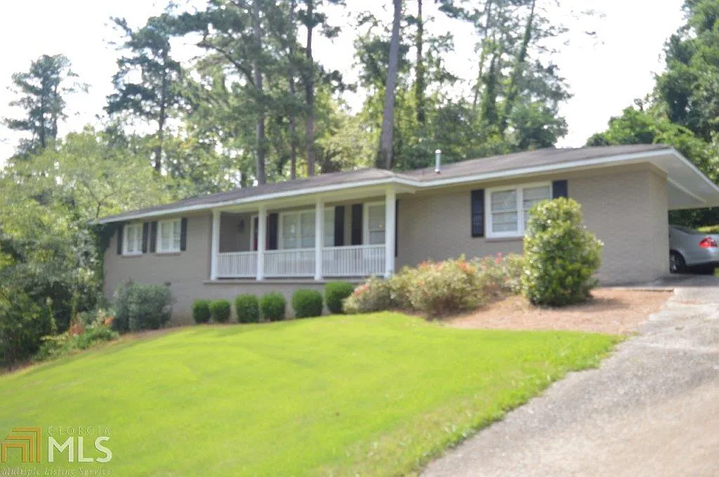 777 Claburn Rd photo 1