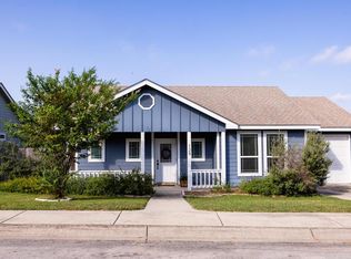 129 N Jasper Ln, Kerrville, TX 78028
