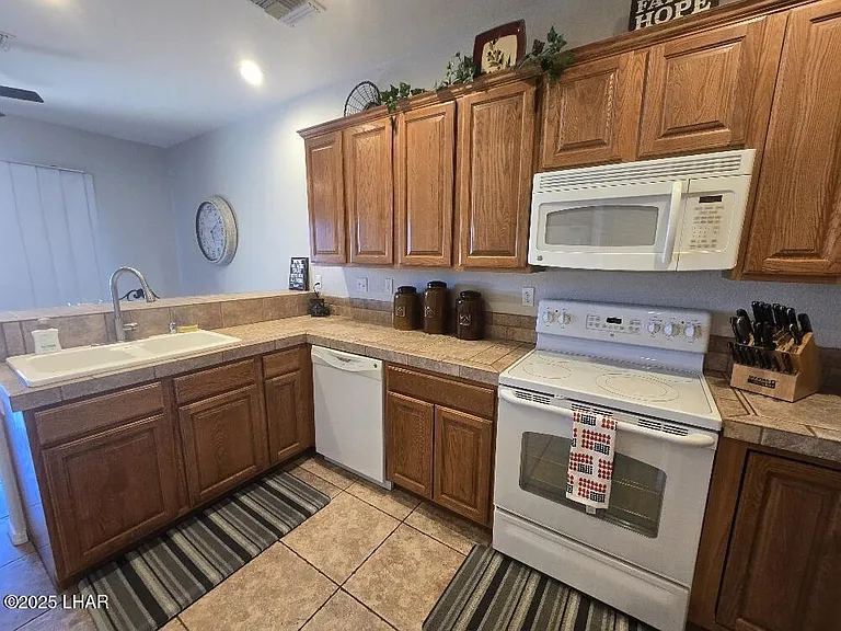 3470 Kearsage Dr #E102 — Photo 15