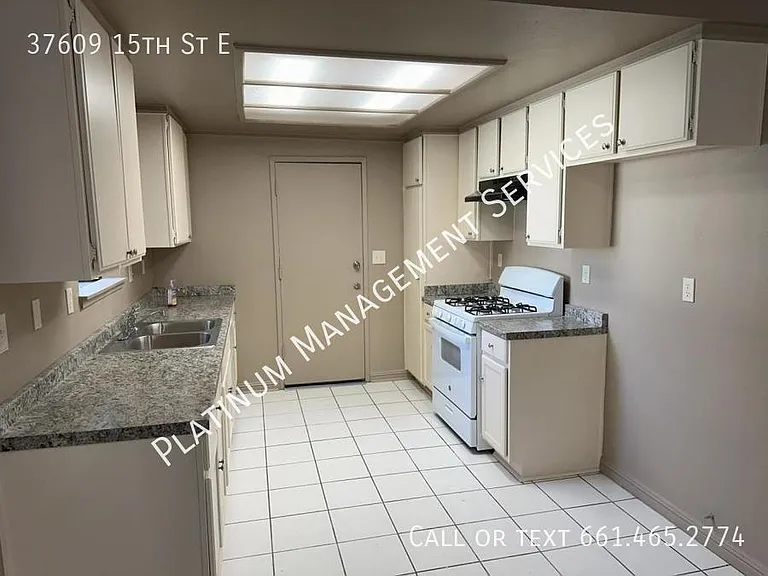 37609 15th St E — Photo 4