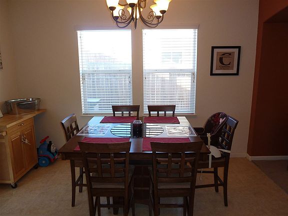 5th image of 175 Royal Oaks Dr