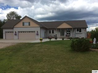 28918 Sleepyeye Rd, Bovey, MN 55709