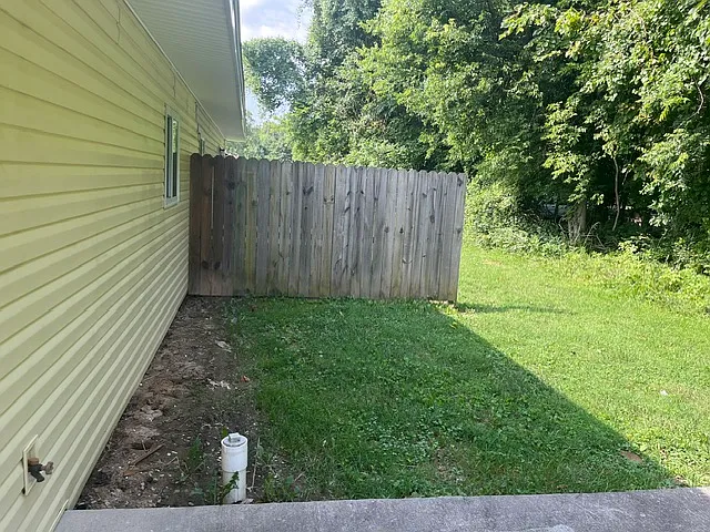 2 bed, $1,200 — Photo 3