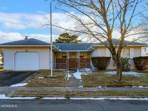 103 Orlando Boulevard, Toms River, NJ 08757